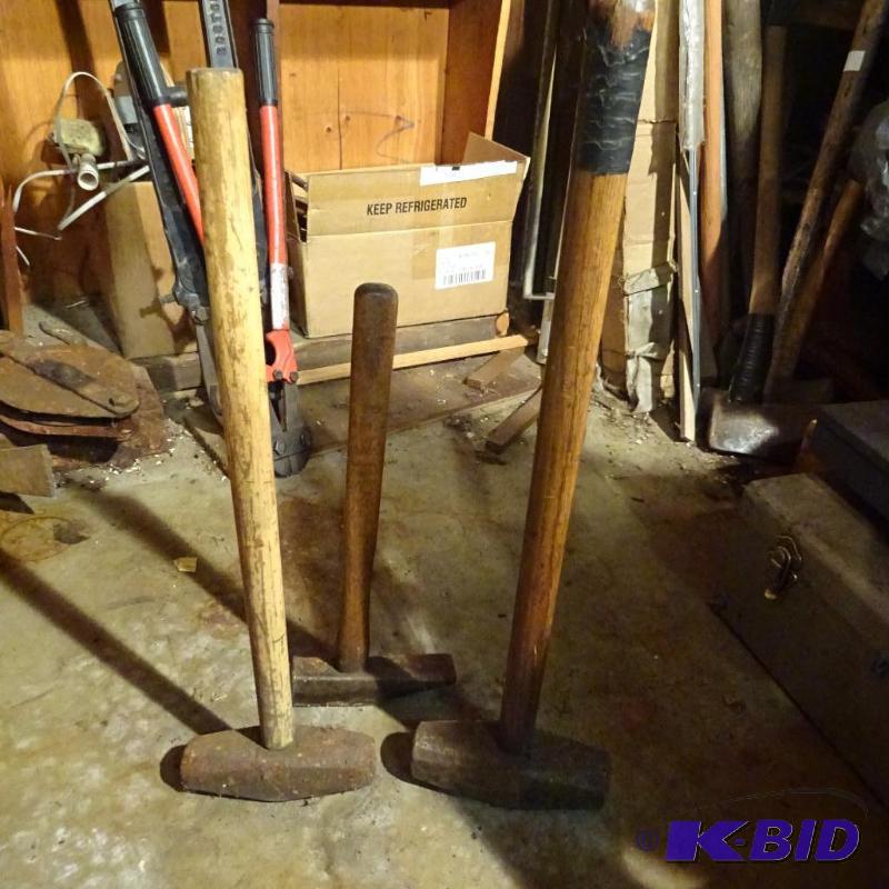lot 142 image: 3 Short Handled Sledge Hammers...