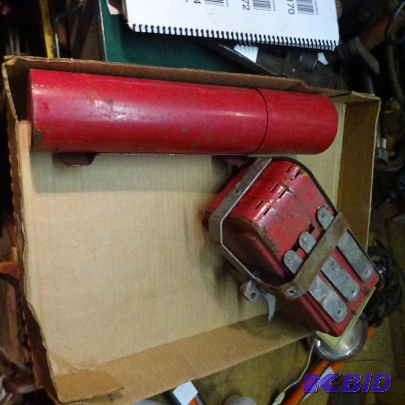 lot 173 image: SafetyFlares. Roadside Emergency Reflectors...
