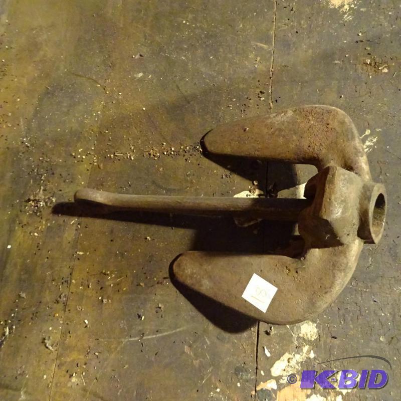 lot 18 image: Boat Anchor...