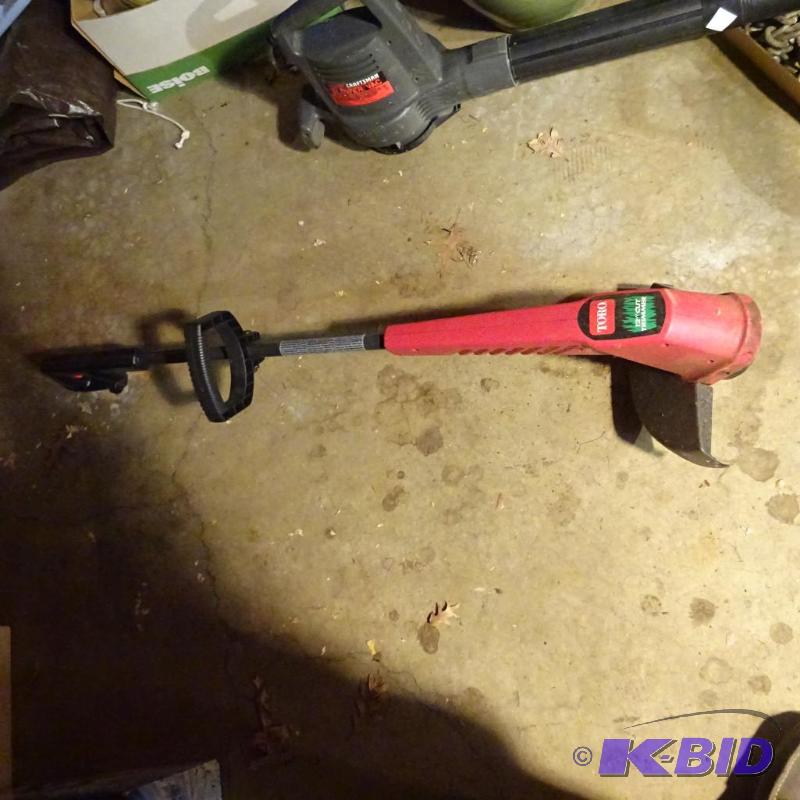 lot 198 image: Toro 12" Electric Wood Trimmer...