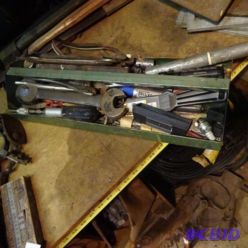 lot 214 image: Tray of Misc Tools...