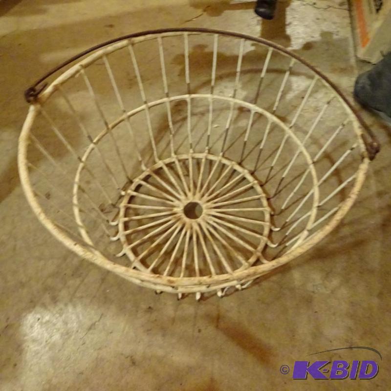 lot 237 image: Vintage Egg Basket...