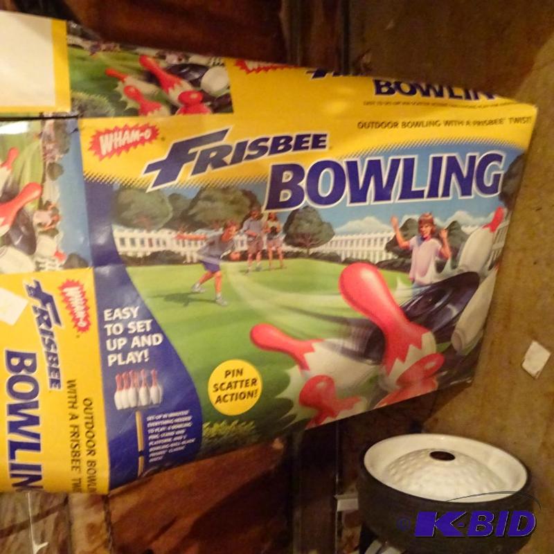 lot 247 image: Whamo Firsbee Bowling Game...