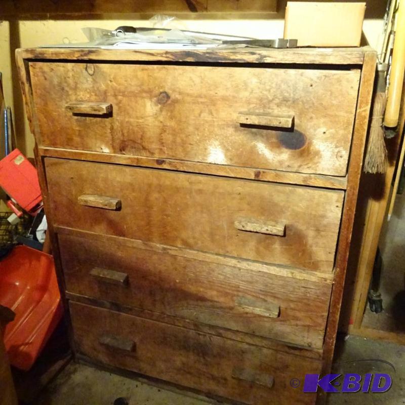 lot 263 image: Antique 4 Drawer Dresser. 29 X 14 X 35...
