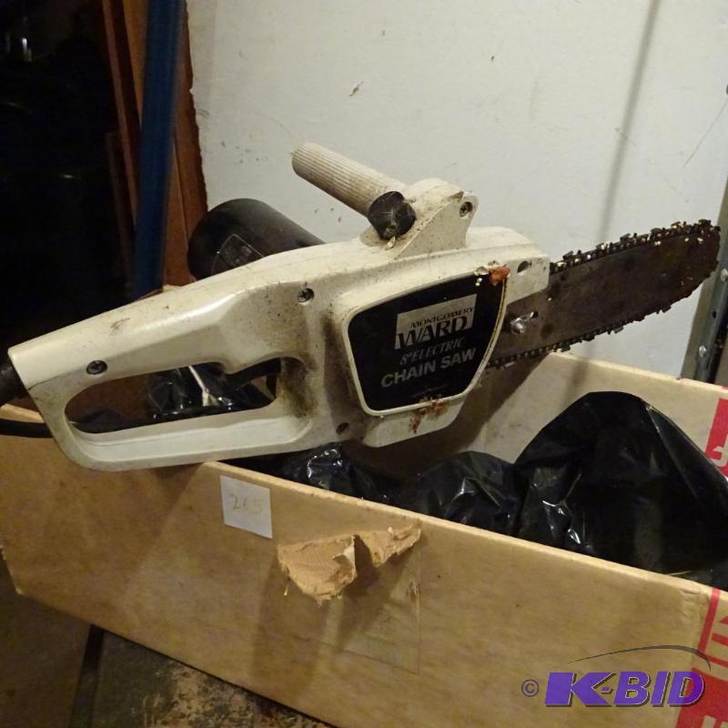 lot 265 image: Montomery Ward 8" Electric Chain Saw...