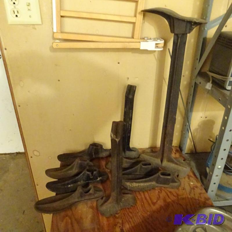 lot 282 image: Vintage Shoe Making Molds...