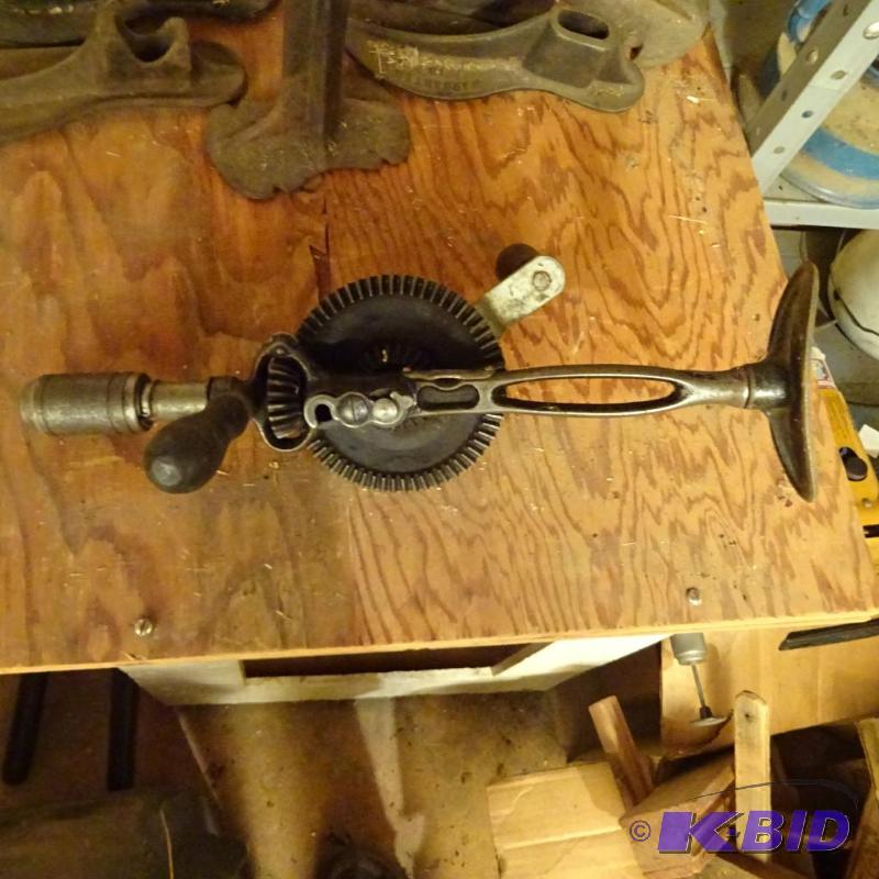 lot 283 image: Vintage Hand Drill...