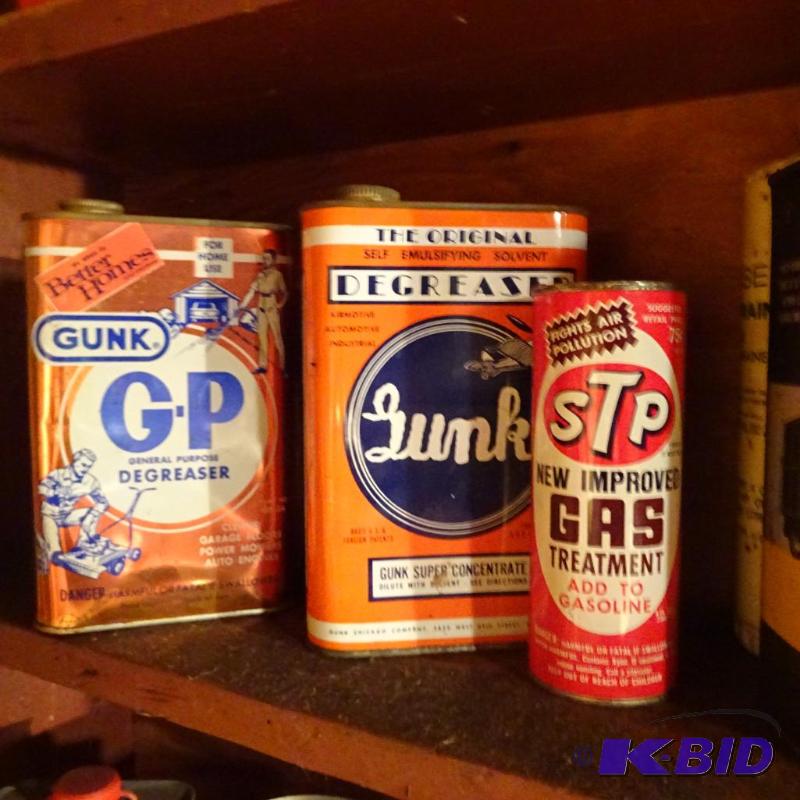 lot 34 image: Vintage Oil Cans...