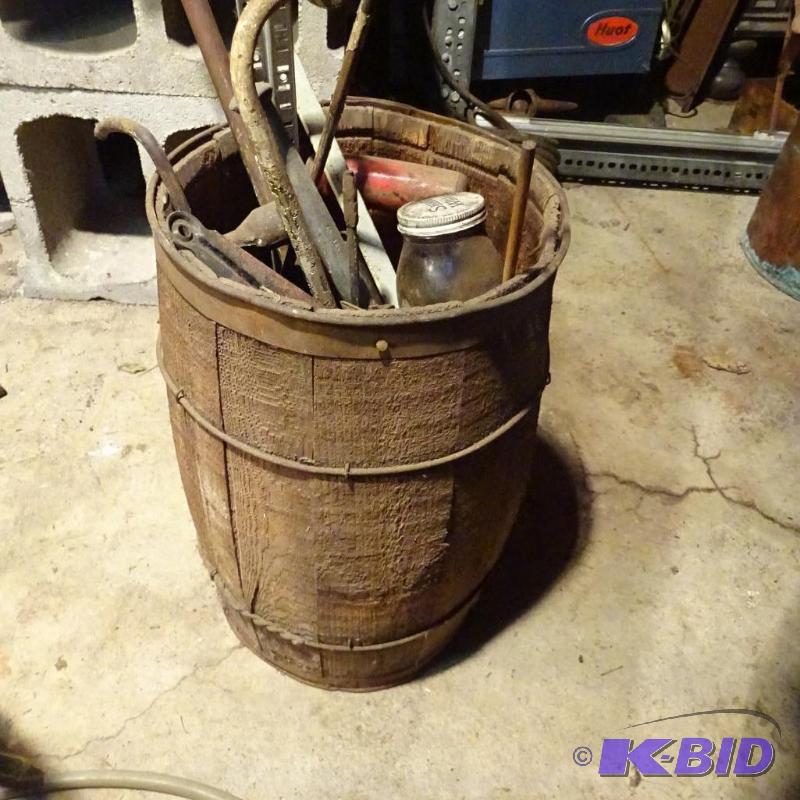 lot 52 image: Vintage Barrel with Misc...
