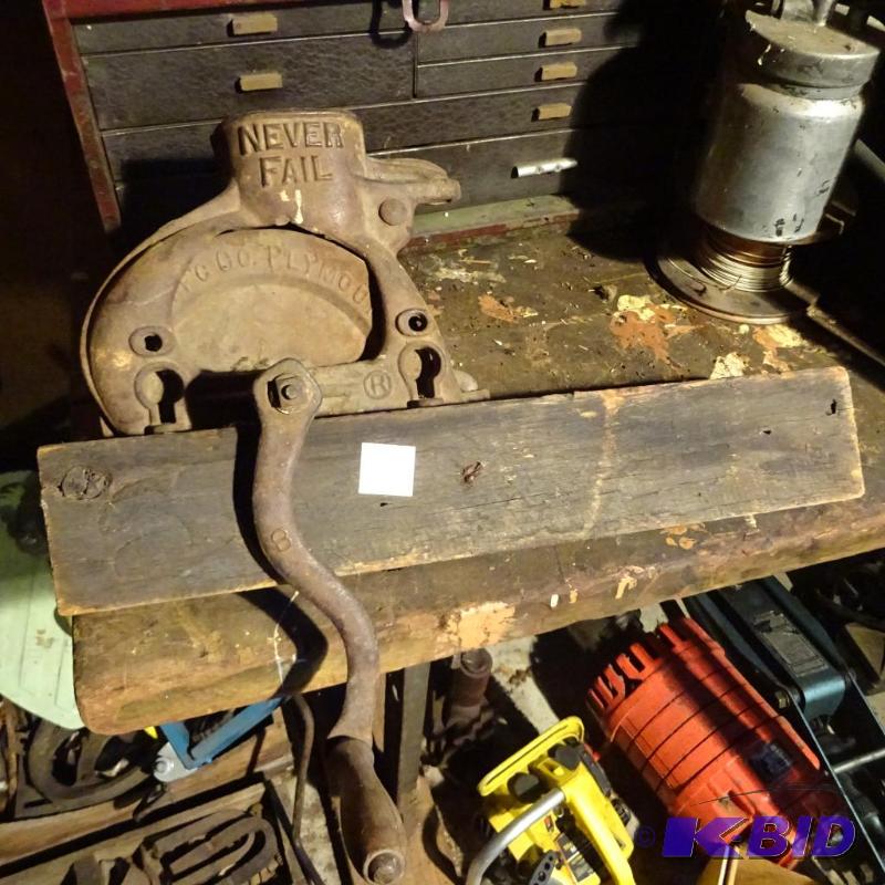 lot 6 image: Never Fail Corn Sheller...