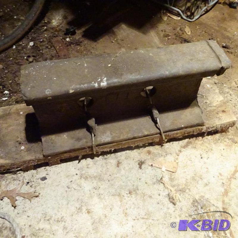 lot 63 image: Rail Road Track Anvil...