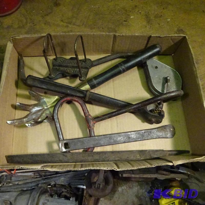 lot 87 image: Misc Tools...