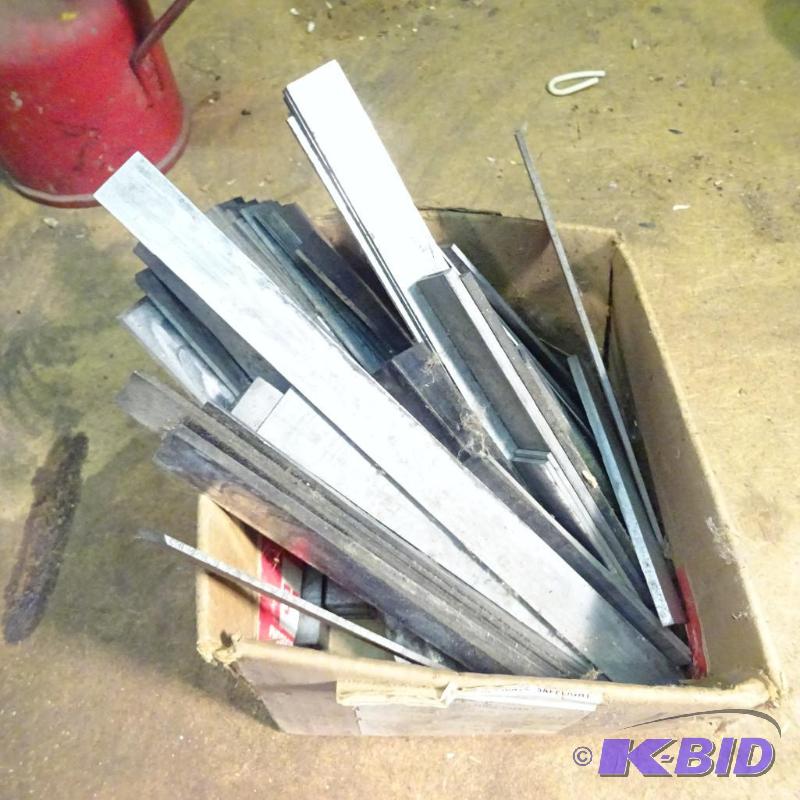 lot 88 image: Misc Lead...