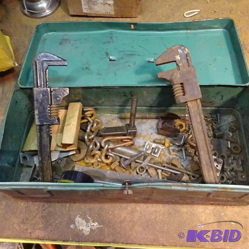 lot 94 image: Metal Tool Box with 2 Vintage Adjustable Wren...