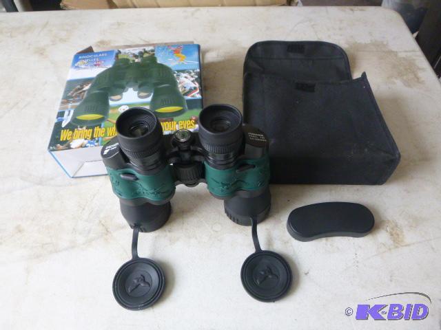 Dreaker Cobra Binoculars Model 750 - with len...