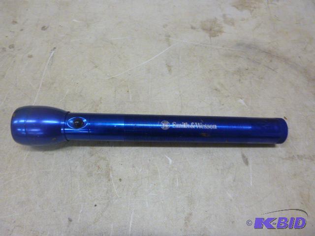 15&quot Smith &amp Wesson Flashlight&nbsp...
