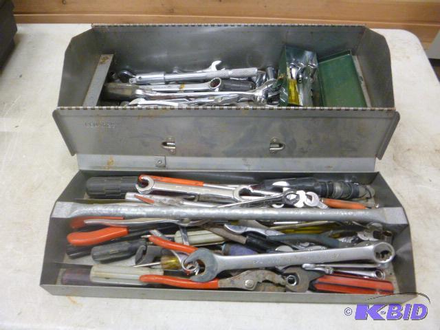 21&quot Metal Toolbox Full of miscellaneous ...