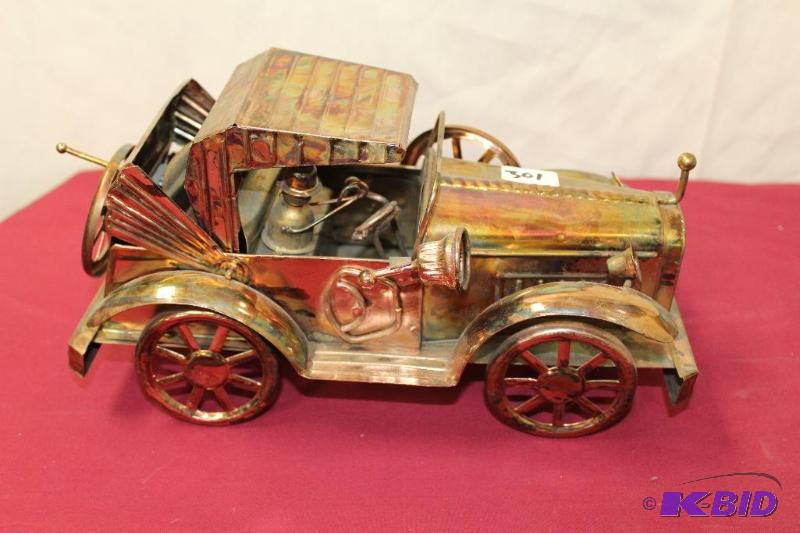 Tin Car Reproduction Music Box&nbsp...