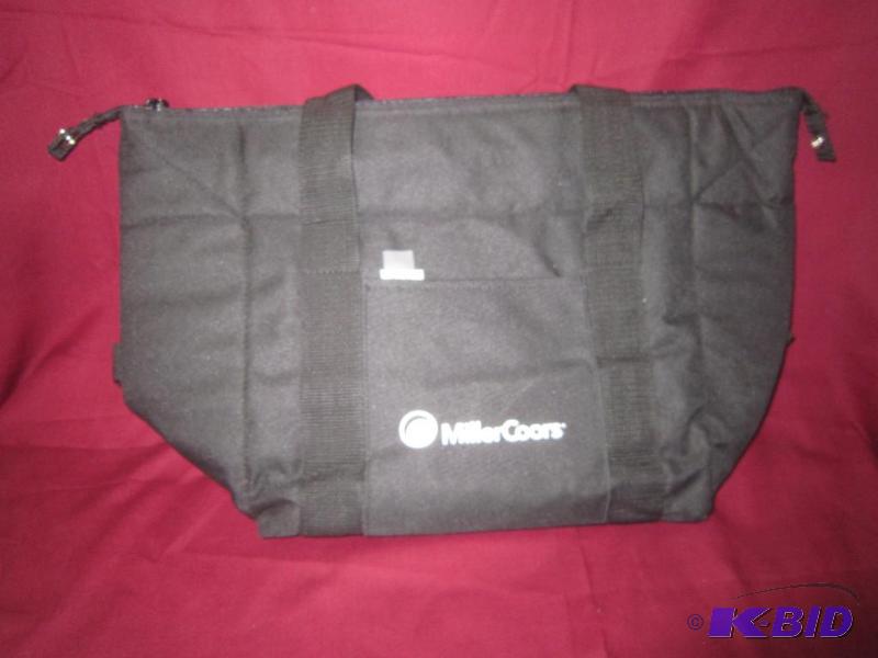 lot 405 image: Travel Sports Cooler Bag
