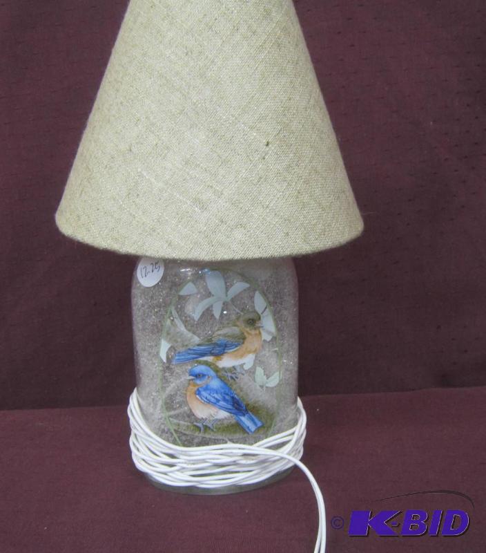 lot 432 image: NEW  Electric Lamp with Birds 11 Tall