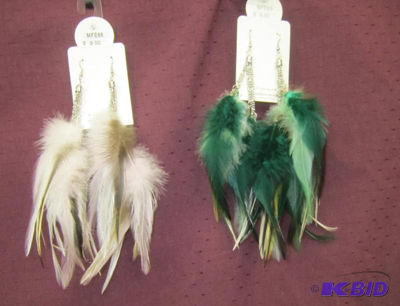 lot 445 image: NEW  Jewelry Lot of 2 set of Feather Earrings
