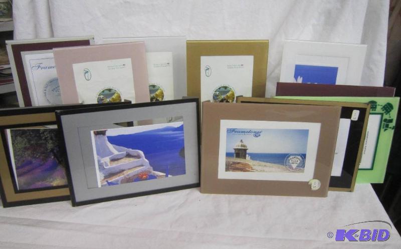 lot 480 image: BOX LOT - 12 Frames