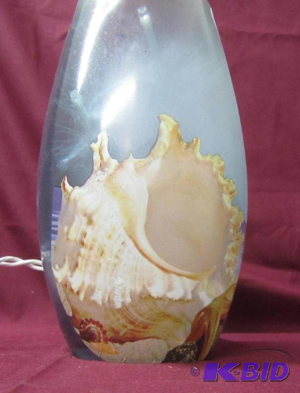 lot 485 image: NEW  7 12 High Lighted Electric Lamp with Seashell
