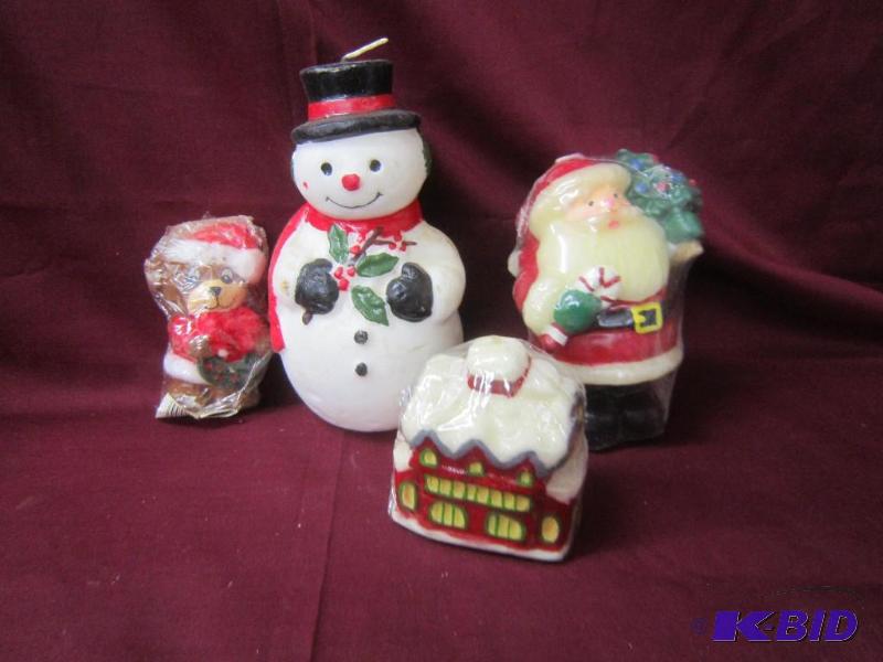 lot 503 image: Collectible Christmas Lot of Candles