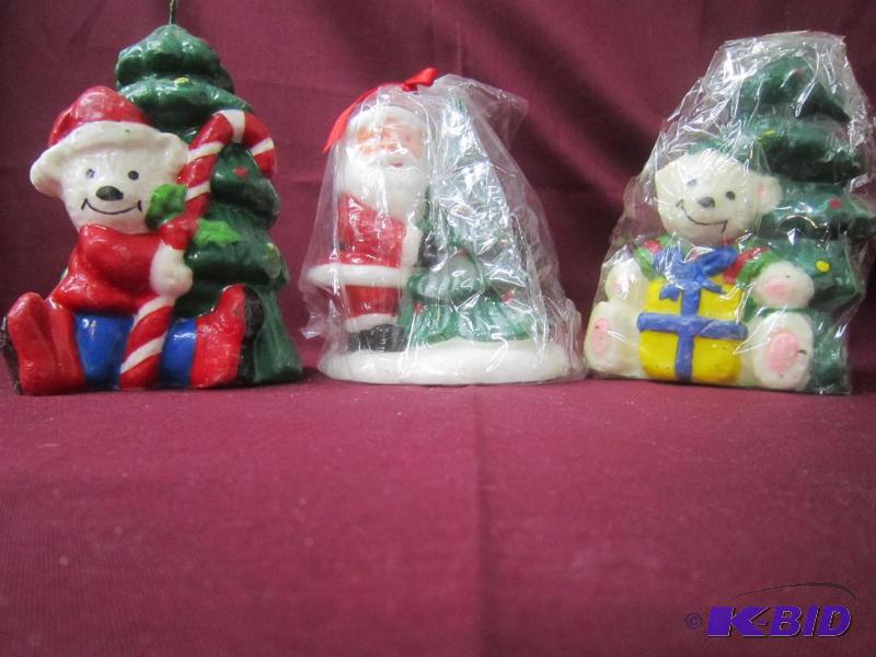 lot 505 image: Vintage Christmas Lot of Candles