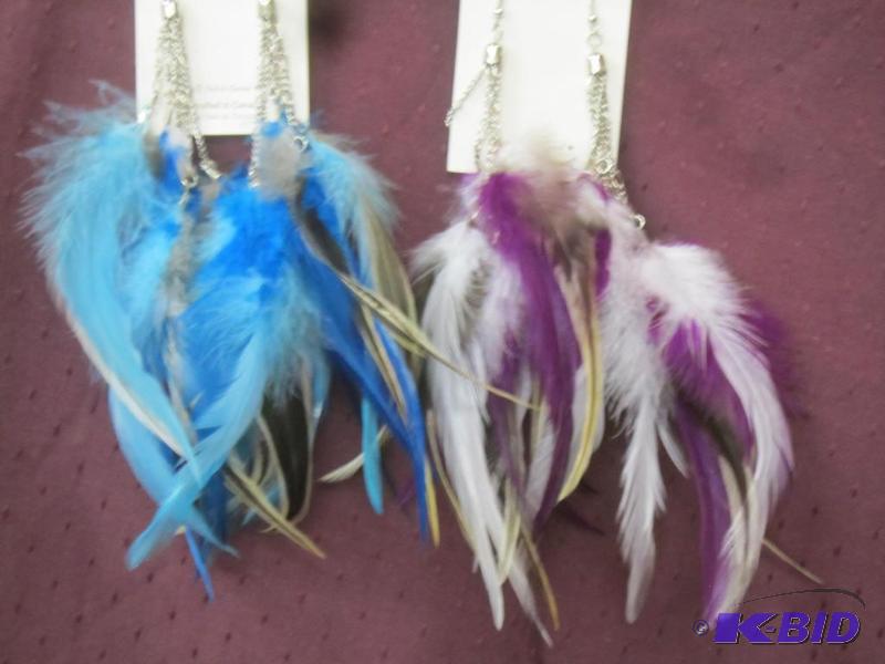 lot 509 image: NEW  Jewelry Lot of 2 set of Feather Earrings