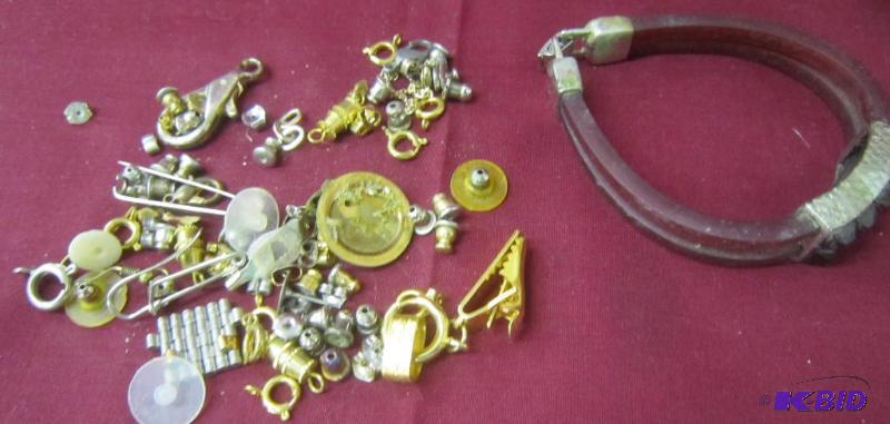 lot 536 image: Misc Jewelry Lot