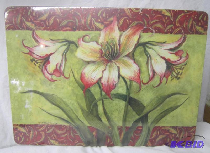 lot 552 image: NEW Kitchen - 4 Placemats Shirnkwrapped