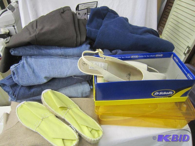 lot 574 image: BOX LOT - Clothes