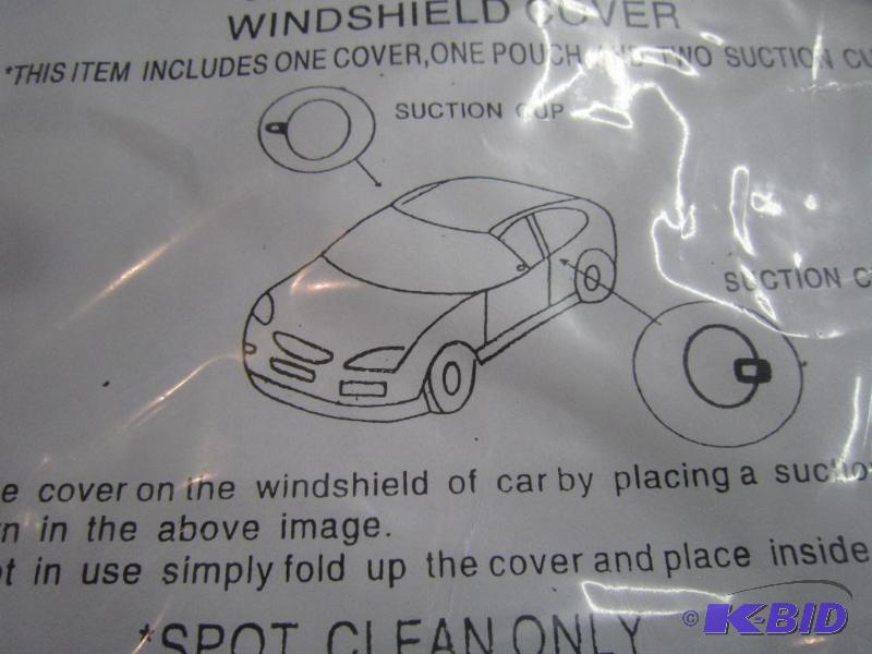 lot 582 image: New Auto Sun Protectors