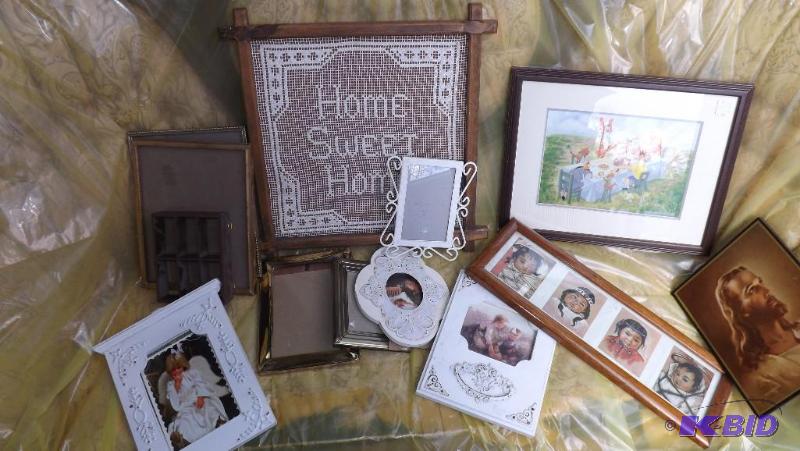 Lot of Pictures and Frames...