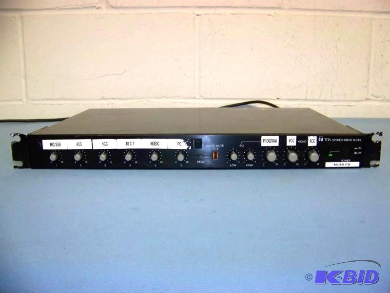 lot 61 image: TOA, M-243, 6-Channel, Stereo Mixer