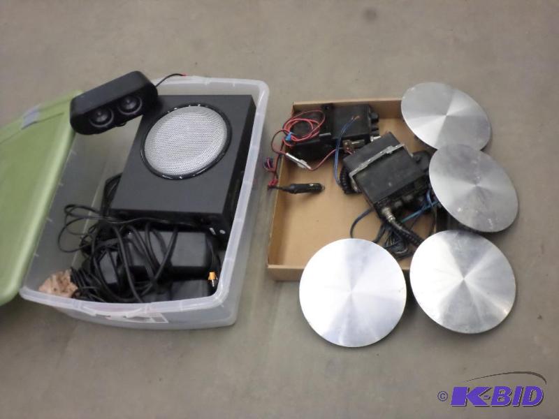 lot 66 image: Lot Of (2) CB-Radios, (1) Center Cap Set, (1...