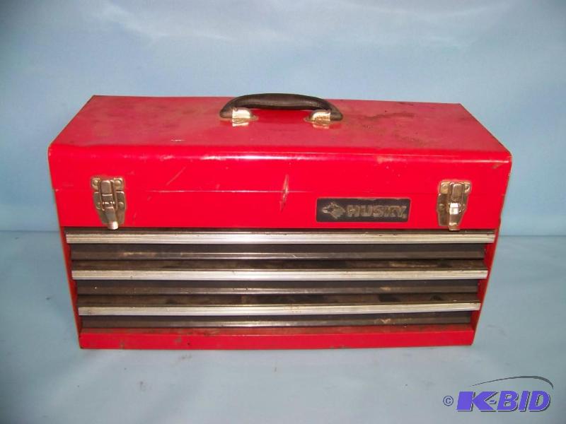 lot 17 image: Husky, Tool Chest  Box