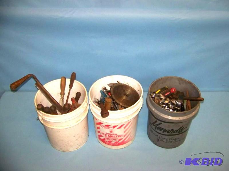 lot 25 image: (3) Buckets of Tools