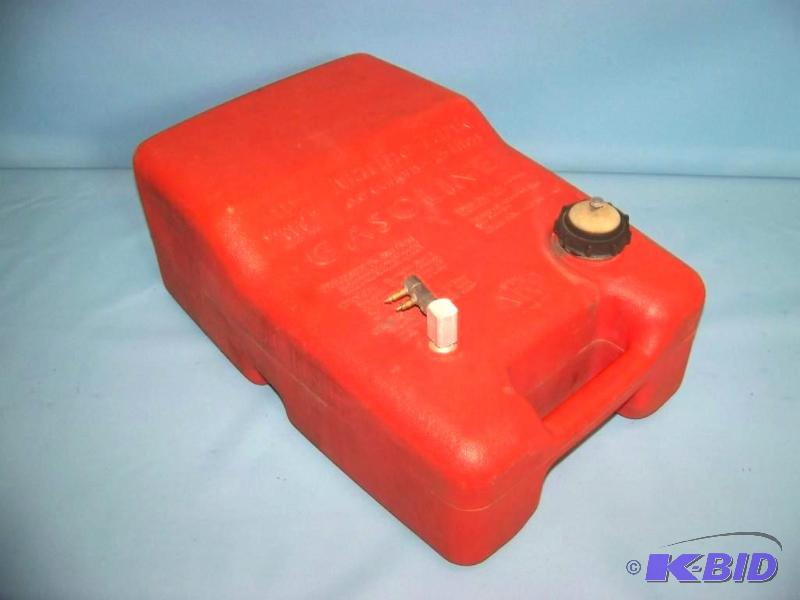 lot 37 image: 6.6 Gallon, Marine Gas Tank