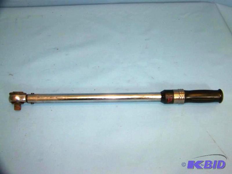 lot 47 image: Husky, 12 Drive Torque Wrench