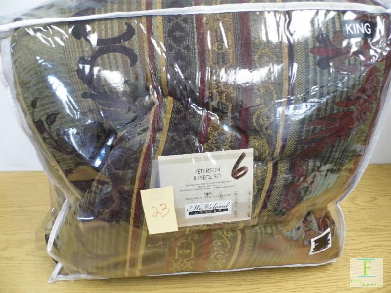 Store Return Comforter Set