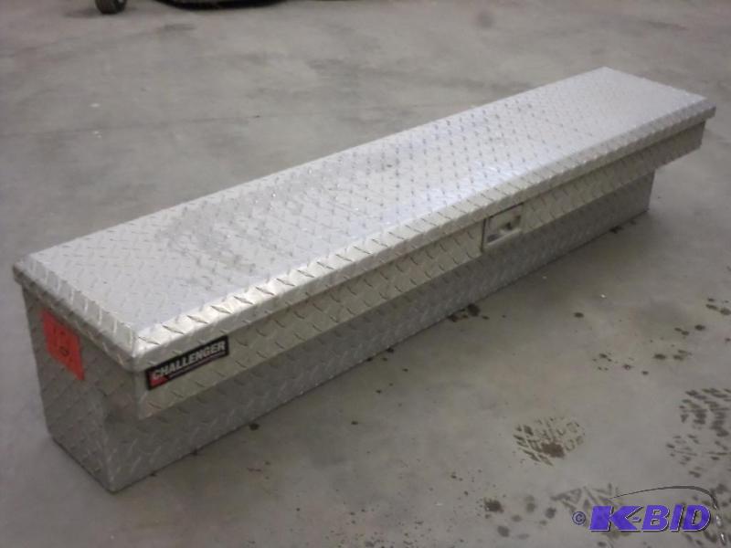 60&quot Challenger Aluminum Diamond Plate Be...