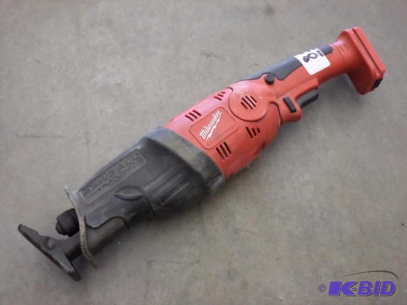 Milwaukee 18Volt The Hatchet Sawzall, No Batt...