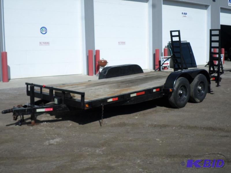 lot 2 image: 2003 TARN Tandem Axle Equipment Trailer, 1200...
