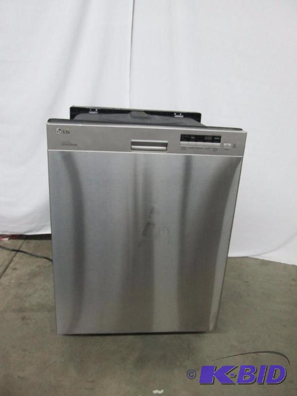 LG SEMI-INTEGRATED DISHWASHER WITH FLEXIBLE EASYRACK SYSTEM