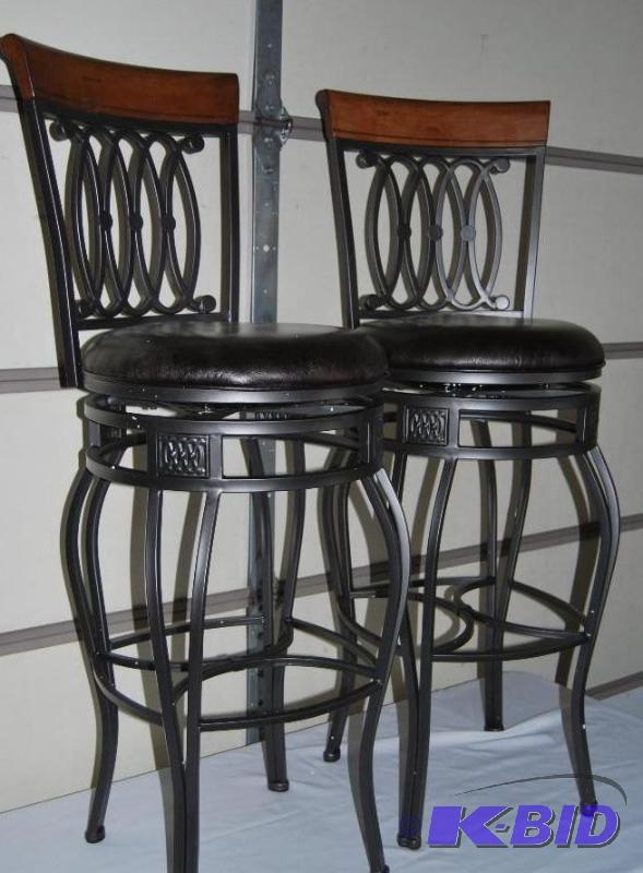 Pair of Hillsdale Swivel Bar Stools, 29, st...