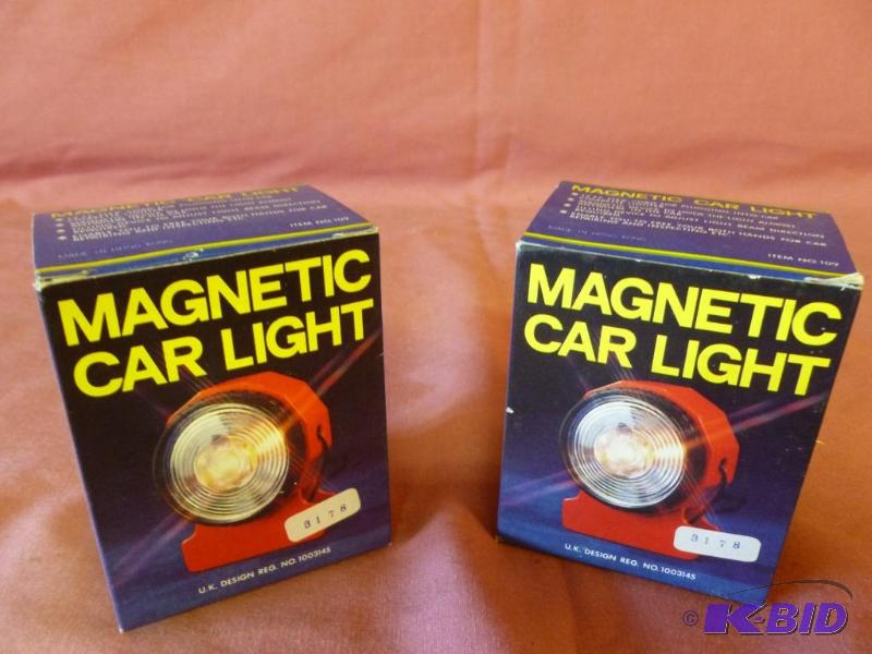 lot 146 image: Lot of two magnetic car lights, brand new in ...