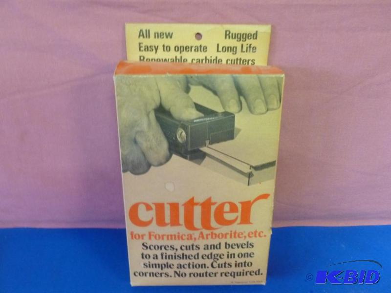 lot 28 image: Arlyn Industries - Cutter for formica, arbori...