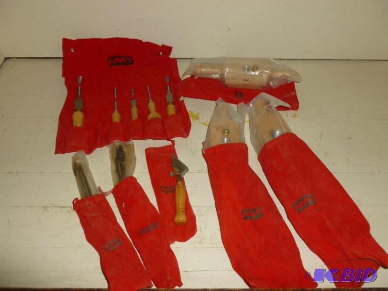 lot 53 image: AMT eleven piece woodworking set that include...